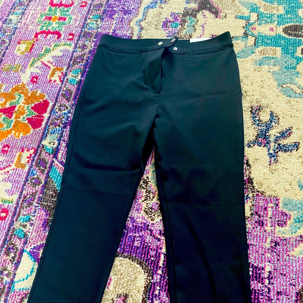 Ann Taylor Hugh rise cropped pants in black